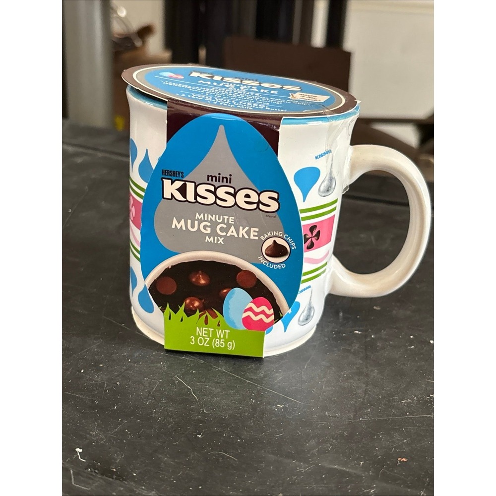 Hershey's Mini Kisses Mug 10 oz Ceramic coffee cup